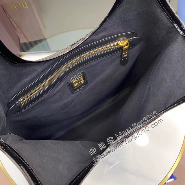 MIU MIU專櫃繆繆最新款Naplak油蠟漆皮革托特包 jh2902型號：5BG231